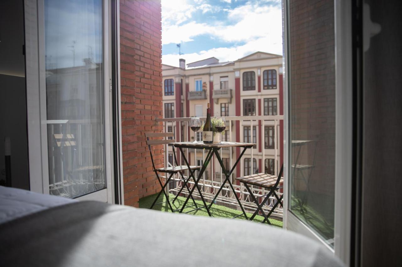 Apartamento Logrono Avenida Ayuntamiento Kültér fotó